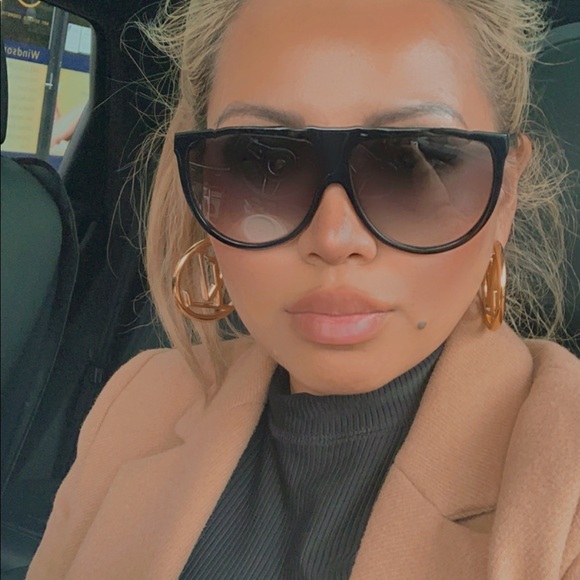 Meet your Posher, Charmaine - Picture 4 of 6